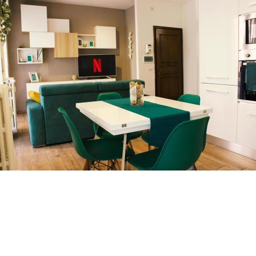 Spacious and welcoming one bedroom apartment in Milan