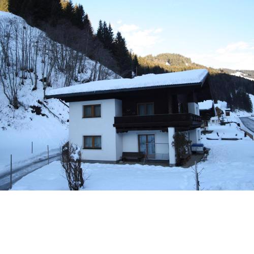 Spacious Apartment near Ski Area in Salzburg