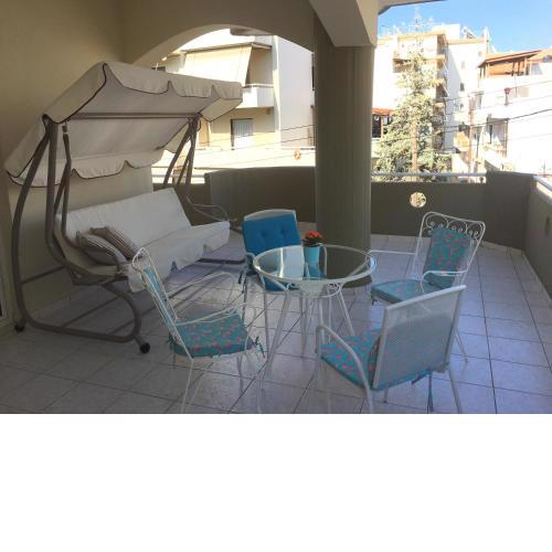 Spacious Apartment with large Balcony