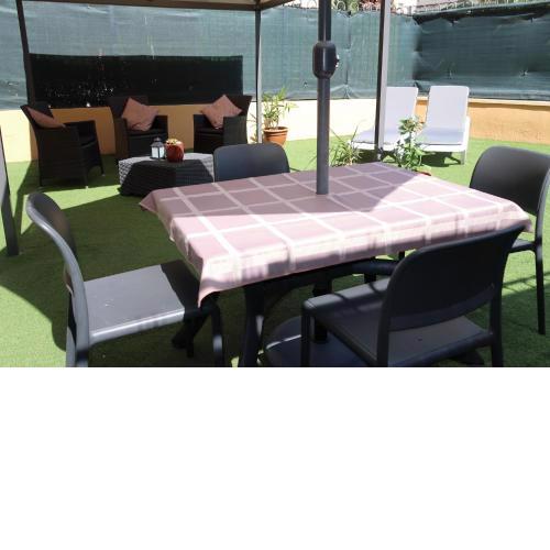 Spacious apartment with large garden in Palm Mar