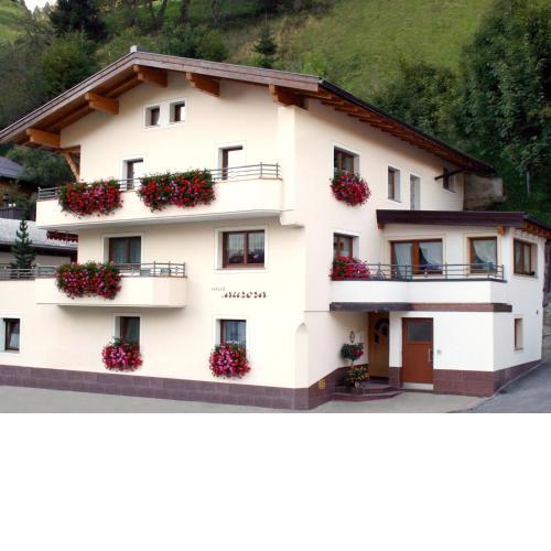 Spacious Apartment with Sauna in Kappl