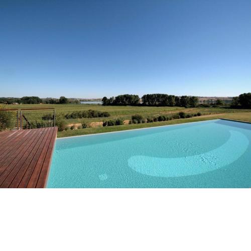 Spacious Holiday Home in Chiusi with Private Swimming Pool