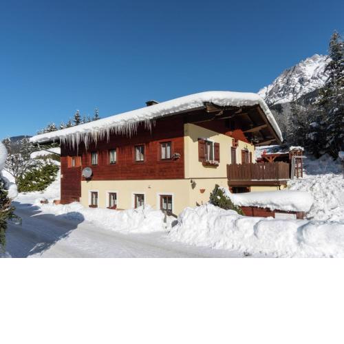 Spacious holiday home in Leogang Salzburgerland near a ski area