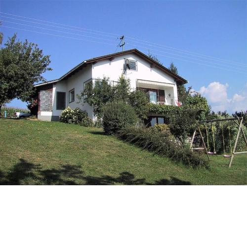Spacious holiday home in Ludmannsdorf Carinthie with a beautiful view