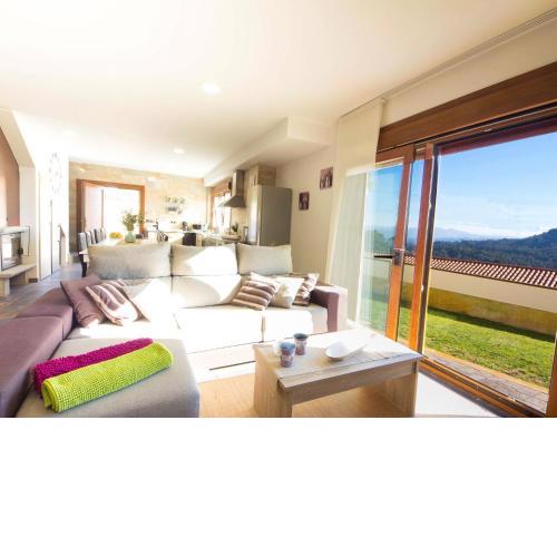 Spacious Holiday Home in Poio Galicia with Swimming Pool