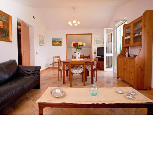 Spacious home divided in two apartments with lovely terrace surrounded by nature