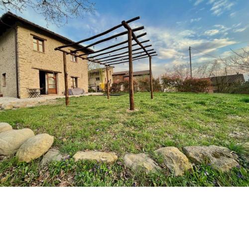 Spacious Langhe Vacation Family House With Large Garden - Nocciolina