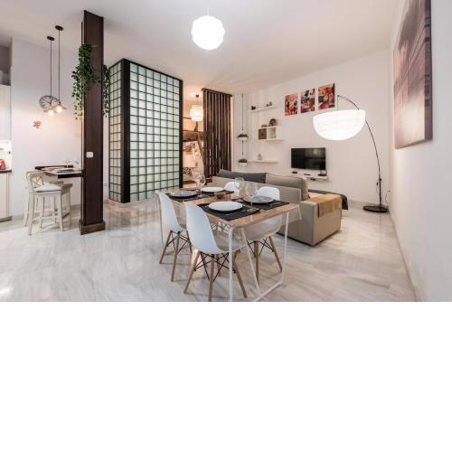 Spacious loft in the historic center