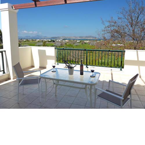Spacious Sea View 3BR Villa 4 Min to Beach