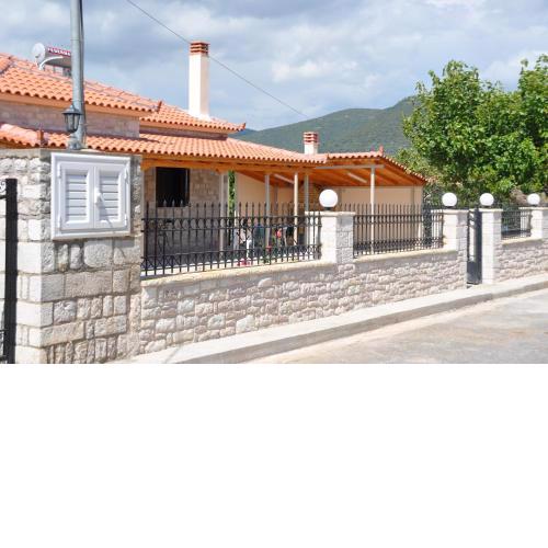Spacious stone house in Dorio, Messinia
