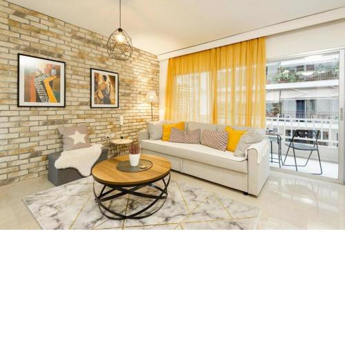 Spacious stylish studio up to 4ppl close to centre