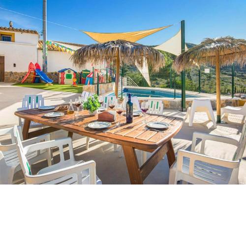 Spacious villa in Cartagena with swimming pool