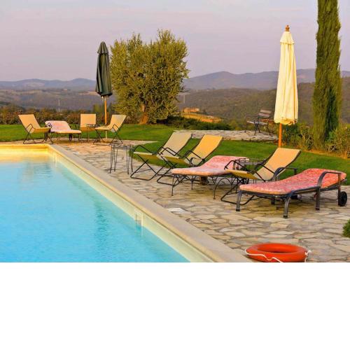 Spacious Villa in Citt della Pieve with Pool
