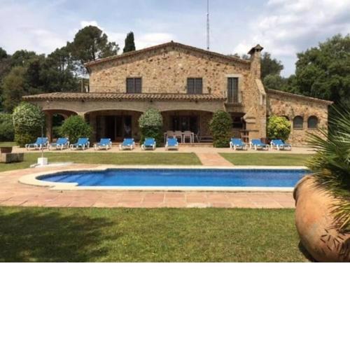 Spacious Villa in Romany de la Selva with Swimming Pool