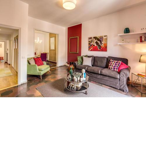 Spagna Glamour Life Penthouse