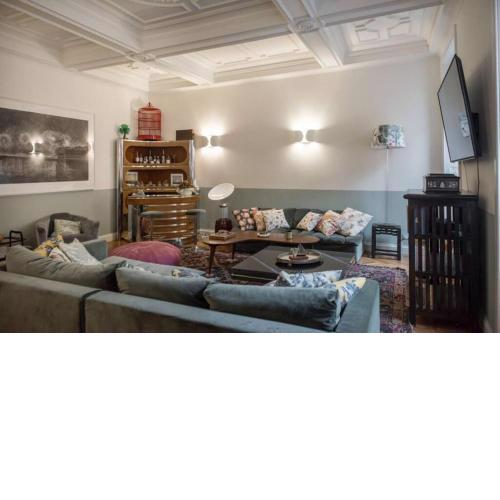 Spanish Steps Luxury Fashion Apartment