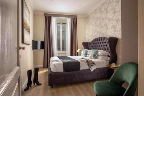 Spanish Steps Victoria Apartment
