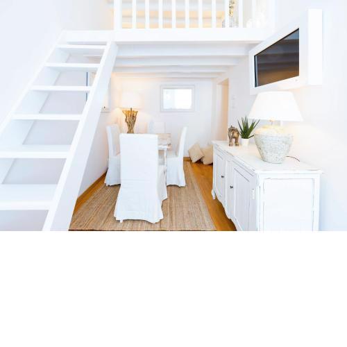 Spanish Steps View Luxury Flat