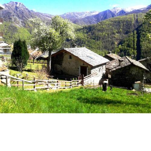 Spazioso e tranquillo chalet con 10 posti letto