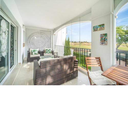 Spectacular and Stylish 2 Bed Aparment - AA1711LT
