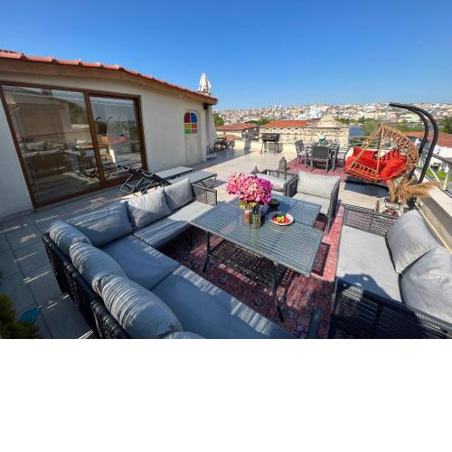 Spectacular Terrace with 360 degree Bosphorus View Next to Tram