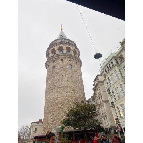 Spectecular location in Taksim Cihangir/5 person can stay