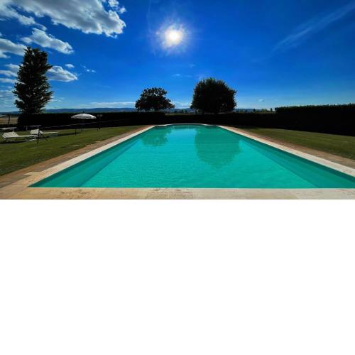 Spello By The Pool - Sleeps 11 - wifi, air con, pool for your exclusive use