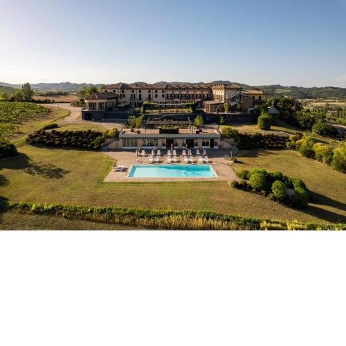 Spinerola Hotel in Cascina & Restaurant UvaSpina