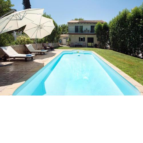 Spitaki Pool House