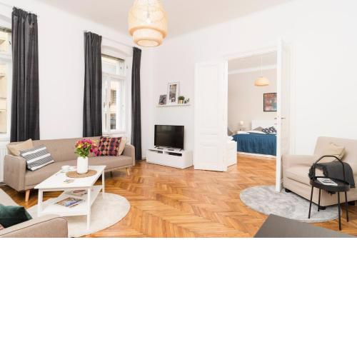 Spittelau Chillout Lounge by ichbucheAT