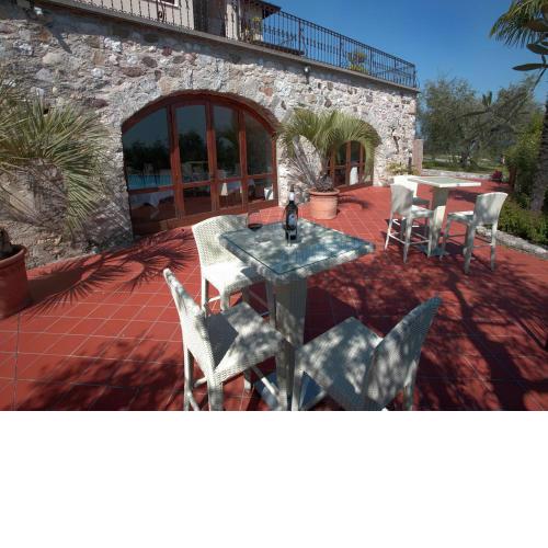 Splendid holiday home in Soiano del lago with furnished patio