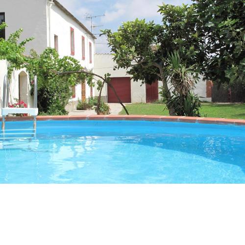 Splendid Mansion in St Mart Sarroca with Garden