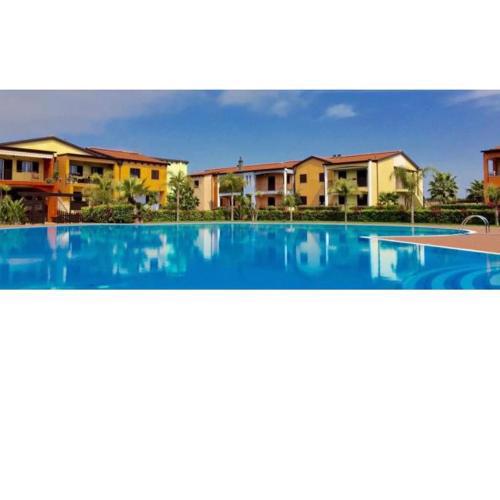 Splendido appartamento nel Villaggio Riva Azzurra (wifi incluso)