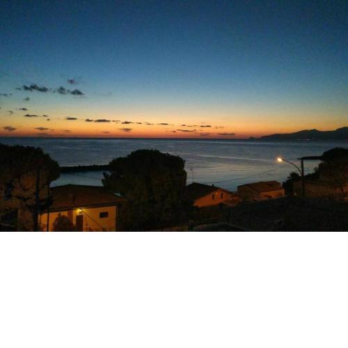 Splendido attico di fronte al mare