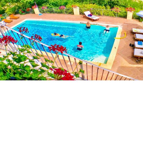Spoleto Splashcasa Piscinaslps 4wifidishwasher - very pretty setting nr pool