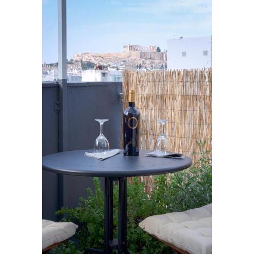 Spot, the Acropolis view!