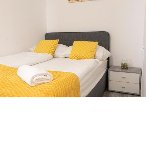 Standard 3BR/3BA Apt. near Hauptbahnhof