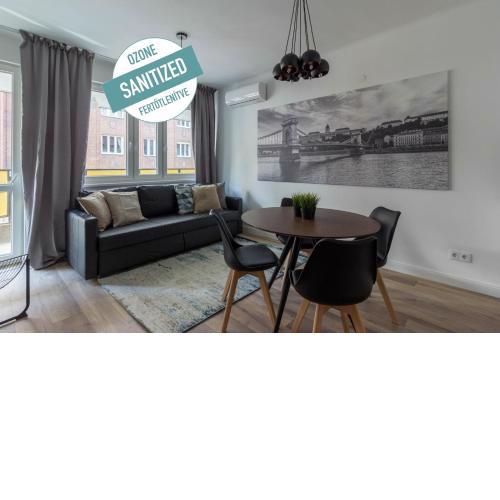 Standard Apartment by Hi5 - Madách