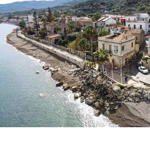 Stanza del pescatore - casa rustica sul lungomare
