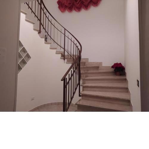 Stanza indipendente con bagno privato CISE 15782
