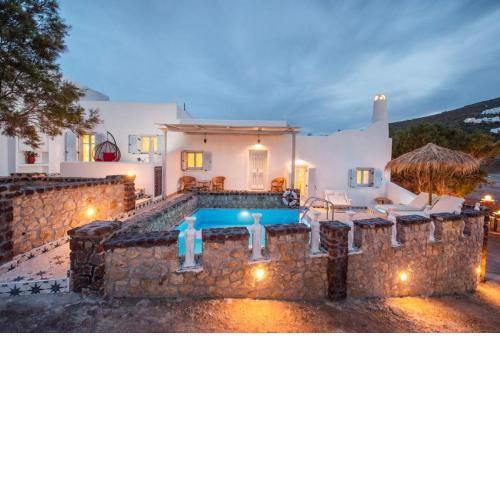 Starlight Luxury Seaside Villa & Suites