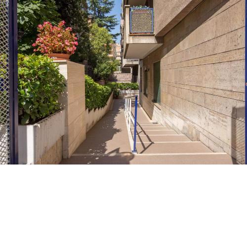Starry Rome Guest House