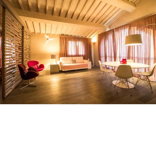 Steccaia Holiday Home