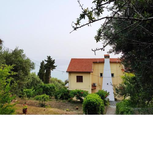 Stefanos Apartments