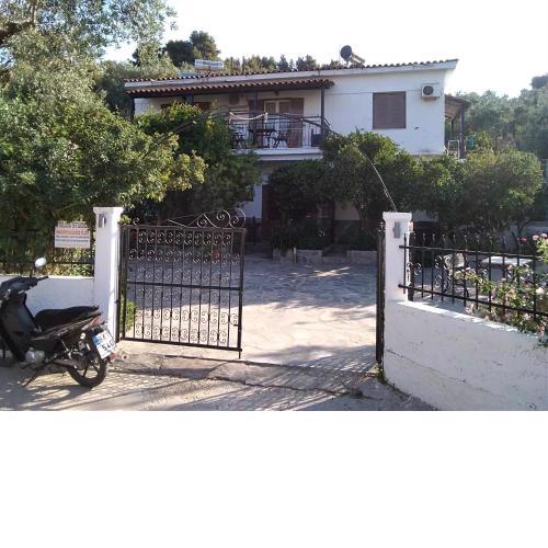 Stelios Studios