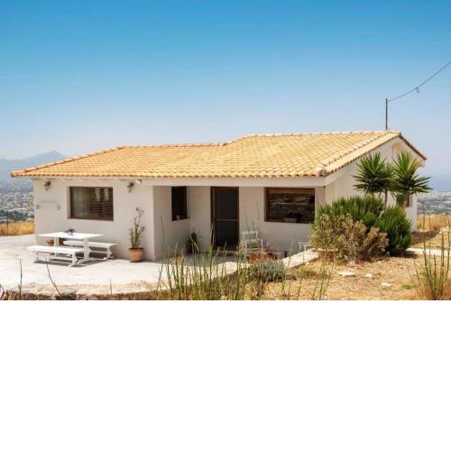 Stelios Villa