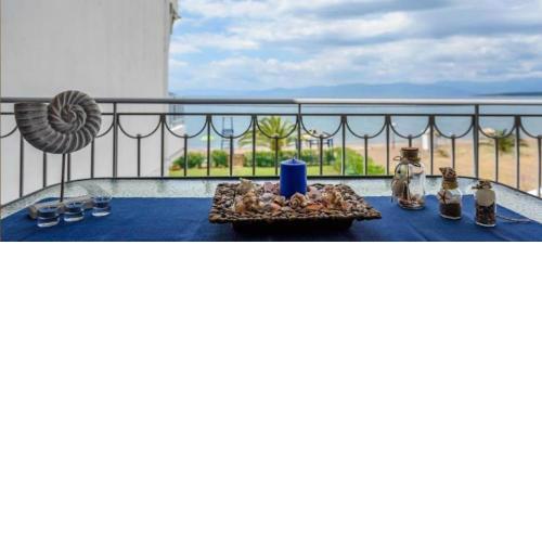 "SteliosDimitra" House with view in sea of Kantia