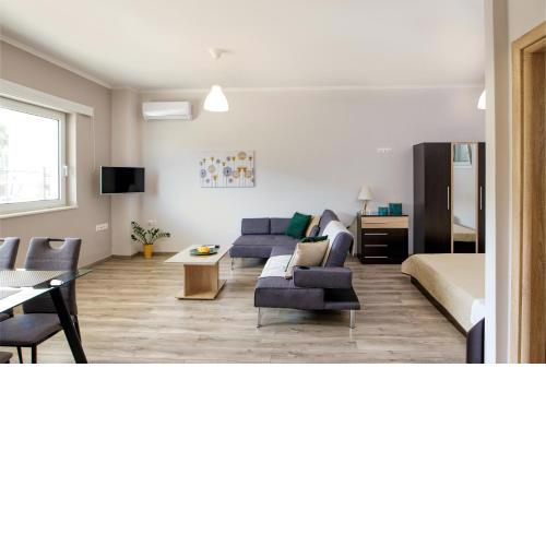 Stellina's new studio 5min from beach
