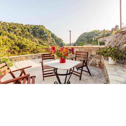 Stemnitsa Stone Residence - Cosy Mountain Escape