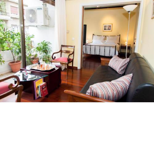 Stephany Apartment
